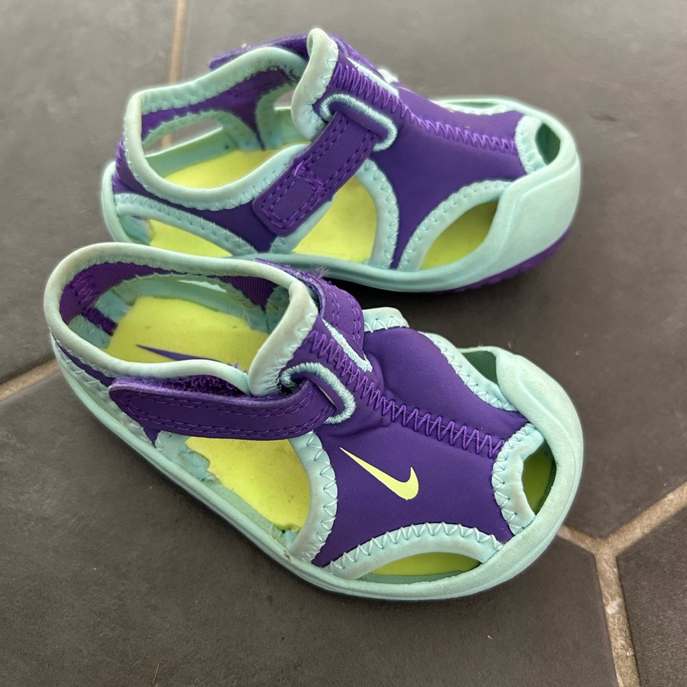 Nike Kids Purple Aqua Sandals size 3